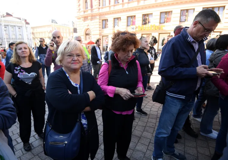 Prosvjed u Zagrebu protiv vatikanskih ugovora: 'Ne želimo da hijerarhija crkve odlučuje o na&scaron;im životima'