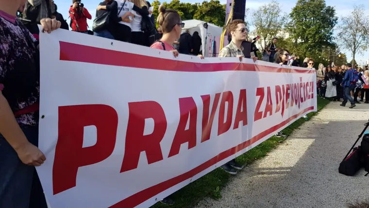 Prosvjed "Pravda za djevojčice" diljem Hrvatske: 'Imamo dru&scaron;tvo kao slučaj i zato ga moramo mijenjati'