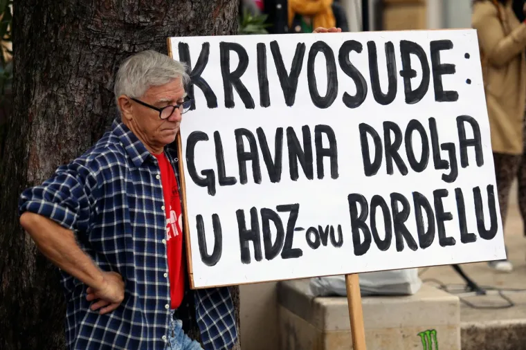 Prosvjed "Pravda za djevojčice" diljem Hrvatske: 'Imamo dru&scaron;tvo kao slučaj i zato ga moramo mijenjati'