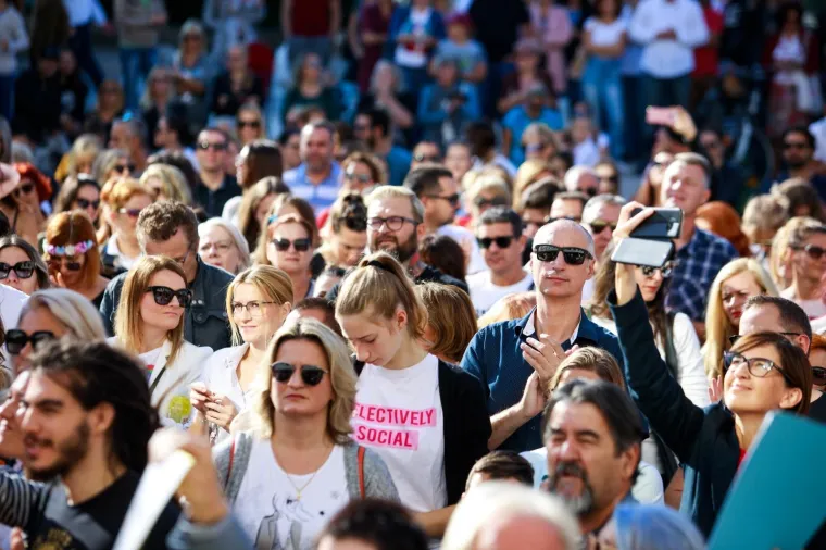 Prosvjed "Pravda za djevojčice" diljem Hrvatske: 'Imamo dru&scaron;tvo kao slučaj i zato ga moramo mijenjati'