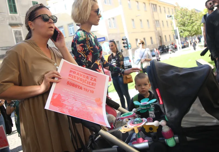 Prosvjed "Pravda za djevojčice" diljem Hrvatske: 'Imamo dru&scaron;tvo kao slučaj i zato ga moramo mijenjati'