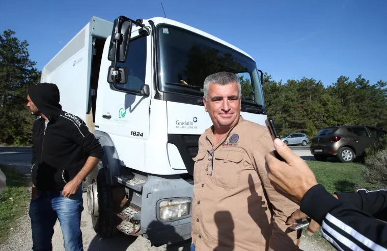 Miro Bulj opet u akciji: Spriječio poku&scaron;aj iskrcaja vrgoračkog smeća u Sinj