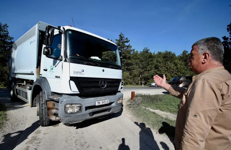 Miro Bulj opet u akciji: Spriječio poku&scaron;aj iskrcaja vrgoračkog smeća u Sinj
