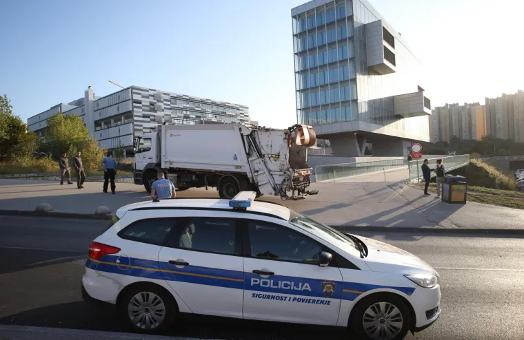 Kamion pun smeća iz Vrgorca dovezli u Split, Pranić prijeti: 'Ako treba, odvest ću ga na Markov trg'