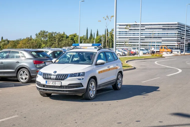 Policija otkriva nove detalje pljačke u Dubrovniku! Naoružani pljačka&scaron;i hrvali su se sa za&scaron;titarima
