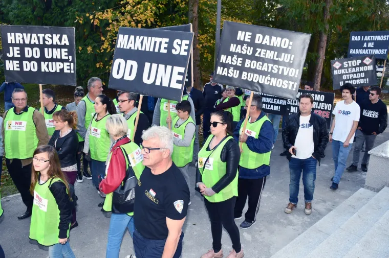 'STOP NUKLEARNOM OTPADU U DVORU': Gradonačelnik Petrinje: 'Ovo područje je izgubilo svaku šansu ako na njemu bude odlagalište'