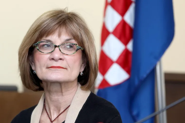 Državni dužnosnici od učitelja imaju manju osnovicu, ali veće koeficijente! Otkrivamo kolike imaju predsjednica, premijer...