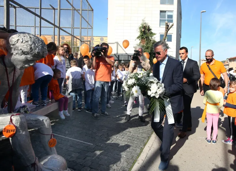 'Život leti kapetane': Draženu u čast poletjelo 55 balona! Djecu su pokazala koliko ga vole...