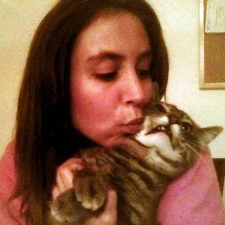 LJUDI, PRESTANITE SE SLIKATI S NAMA! Toliko mrzovolje, prezira i hladnog bijesa mogu pokazati samo mace