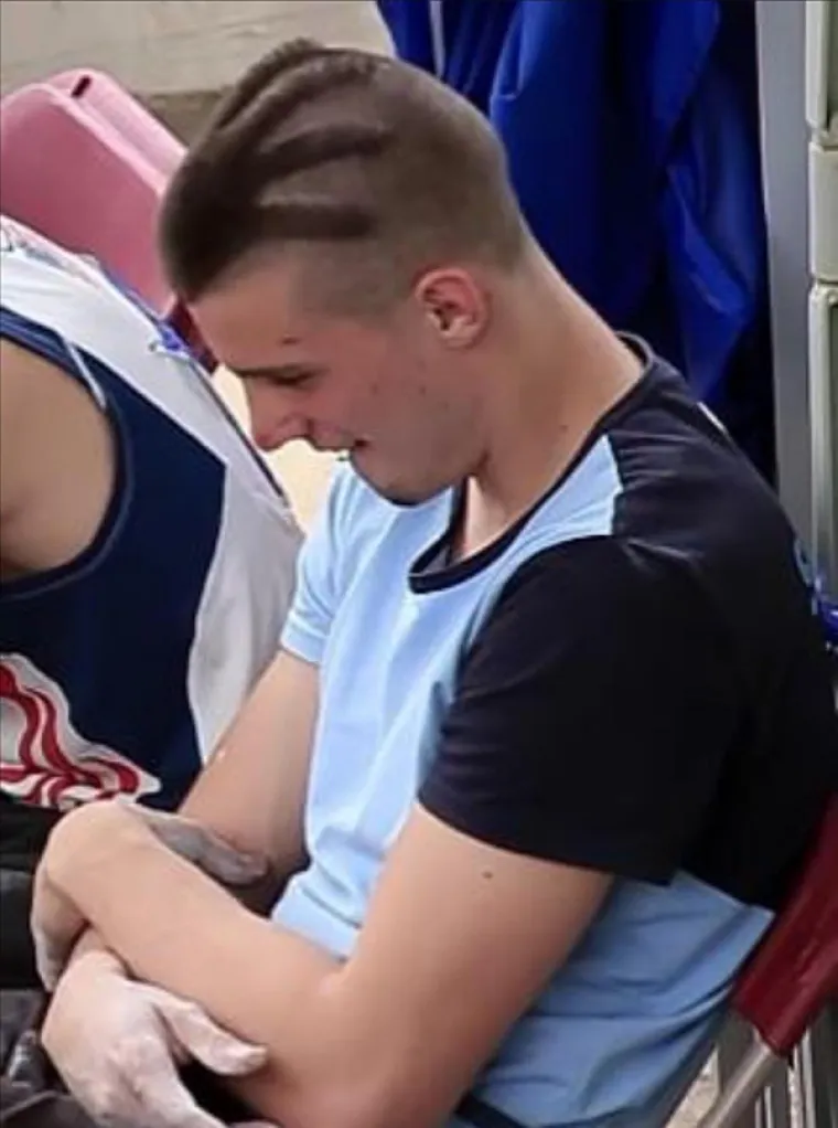 OVO SU NAJGORE FRIZURE KOJE STE IKADA VIDJELI: Pa gdje im je bila pamet?