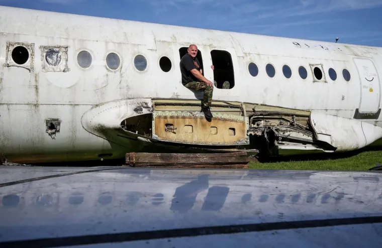 OVO JE AVION IZ ZAGORSKOG DVORI&Scaron;TA KOJI JE ODU&Scaron;EVIO HRVATE: Vlasnik ga namjerava preurediti i iznajmljivati za zabave