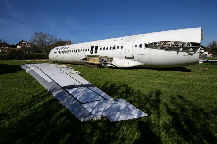 OVO JE AVION IZ ZAGORSKOG DVORI&Scaron;TA KOJI JE ODU&Scaron;EVIO HRVATE: Vlasnik ga namjerava preurediti i iznajmljivati za zabave