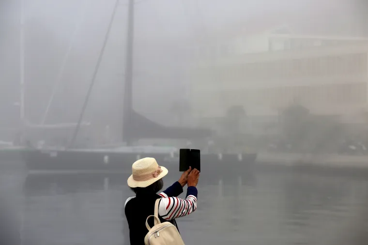 Jezive scene u &Scaron;ibeniku nisu omele građane: Pogledajte gustu maglu koja je grad zavila u sivo
