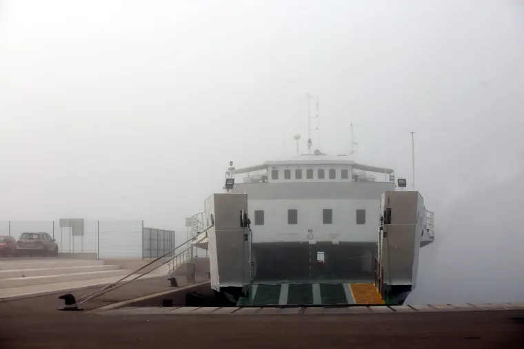 Jezive scene u &Scaron;ibeniku nisu omele građane: Pogledajte gustu maglu koja je grad zavila u sivo