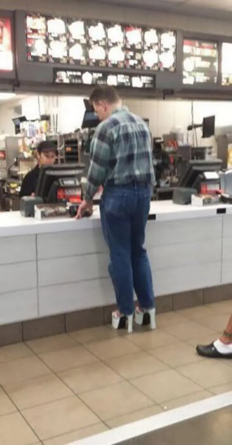 NEKIMA JE RUGANJE SMISAO ŽIVOTA: Da, ove su spačke strahovito smije&scaron;ne, ali gdje će im du&scaron;a?