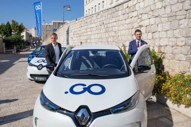 Grad Dubrovnik uveo 'car sharing' sustav s 30 električnih vozila