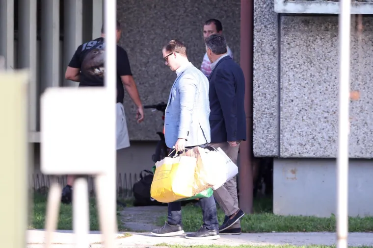 Osumnjičen za silovanje: Damir &Scaron;karo iza&scaron;ao iz Remetinca