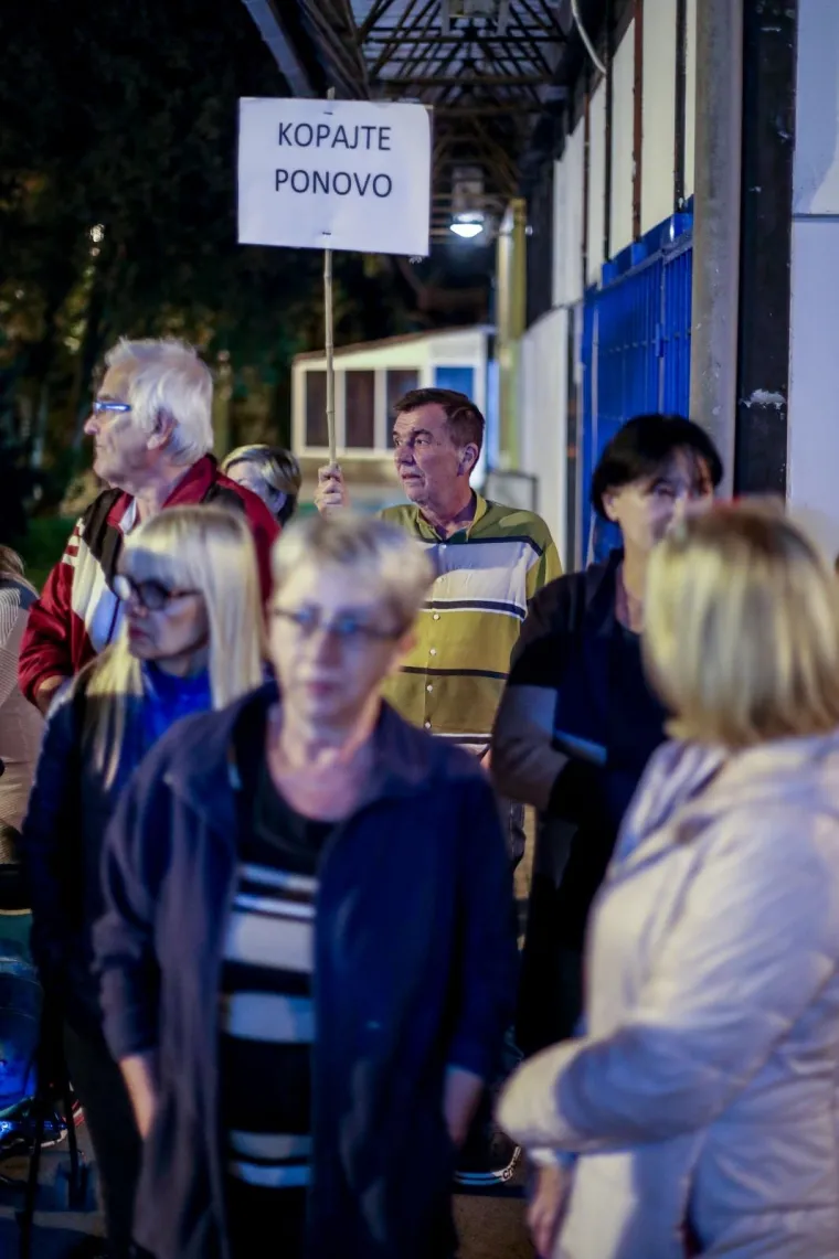 Botinčani prosvjedovali zbog nepodno&scaron;ljivog smrada: 'Bandić i gradski čelnici nam ne žele pomoći'