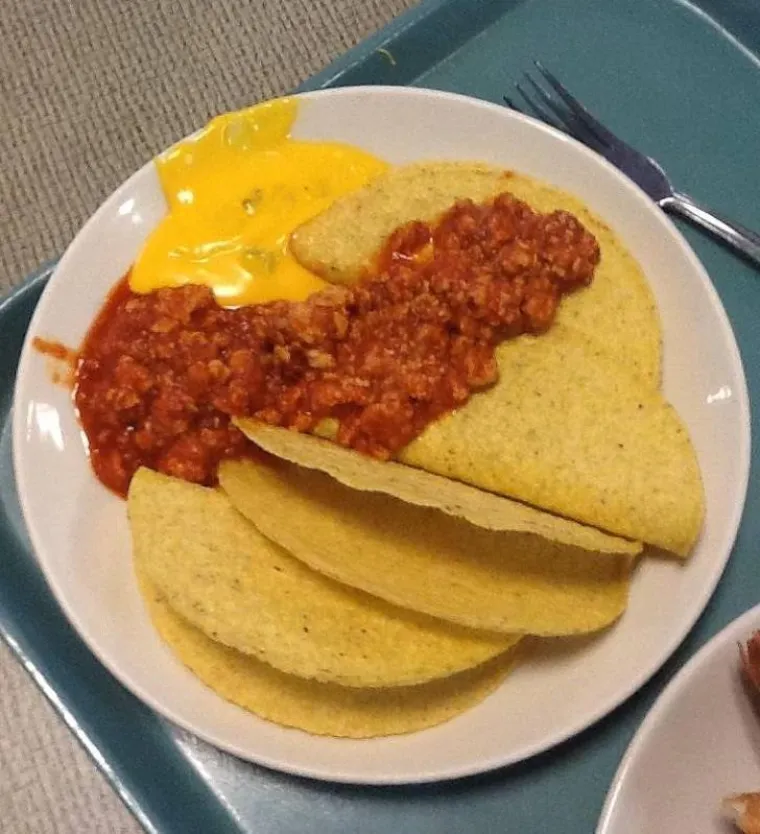 A SAMO SU ŽELJELI RUČATI: Kad su vidjeli &scaron;to su dobili na tanjuru, umalo im je pozlilo