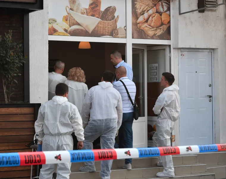 Kaos u Beogradu! Mu&scaron;karac ispucao nekoliko metaka u biv&scaron;u djevojku, a zatim jedan i sebi u glavu