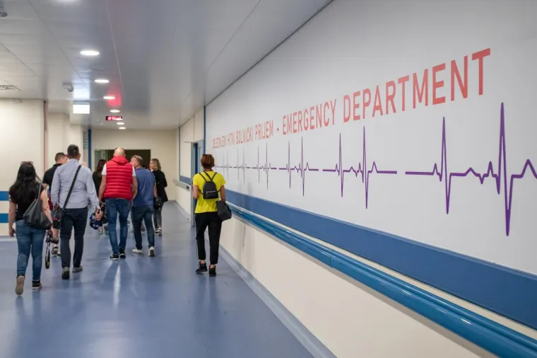 Milan Kujundžić stigao u službeni posjet Dubrovniku pa 'dao ruke': Pomogao je kolegi u bolnici