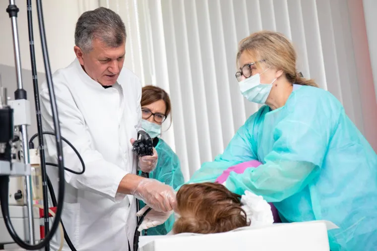 Milan Kujundžić stigao u službeni posjet Dubrovniku pa 'dao ruke': Pomogao je kolegi u bolnici