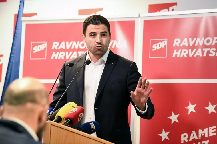 'Doviđenja do oslobođenja', poručio je Milanović SDP-ovcima i oti&scaron;ao na fi&scaron;ijadu u Orahovicu