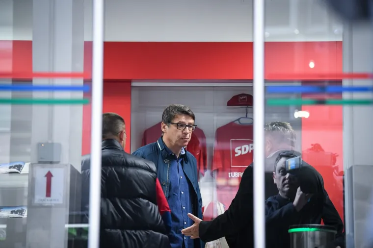 'Doviđenja do oslobođenja', poručio je Milanović SDP-ovcima i oti&scaron;ao na fi&scaron;ijadu u Orahovicu