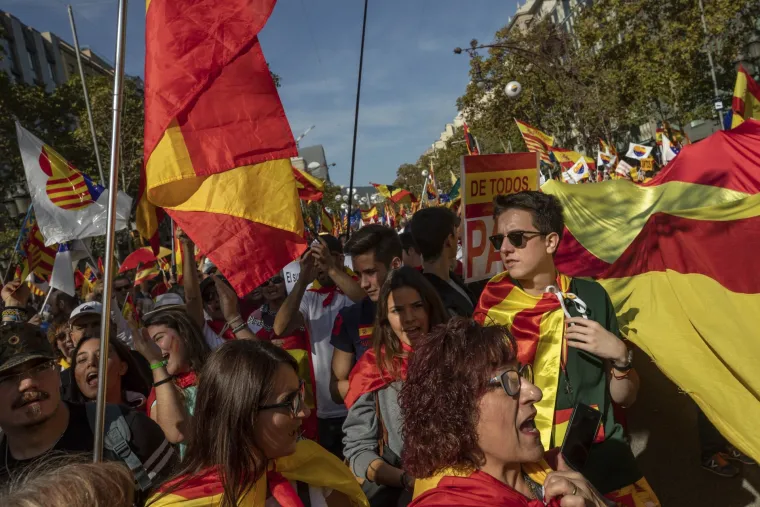 U sukobu u Barceloni još 46 ozlijeđenih, jedan od katalonskih čelnika zaziva novi referendum