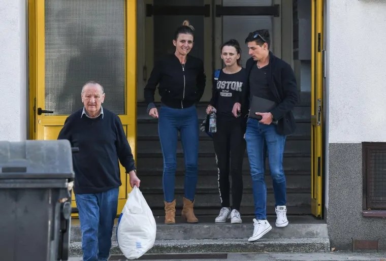 Uga&scaron;en požar stana u zagrebačkoj Dubravi: Jedna osoba poginula, jedna ozlijeđena