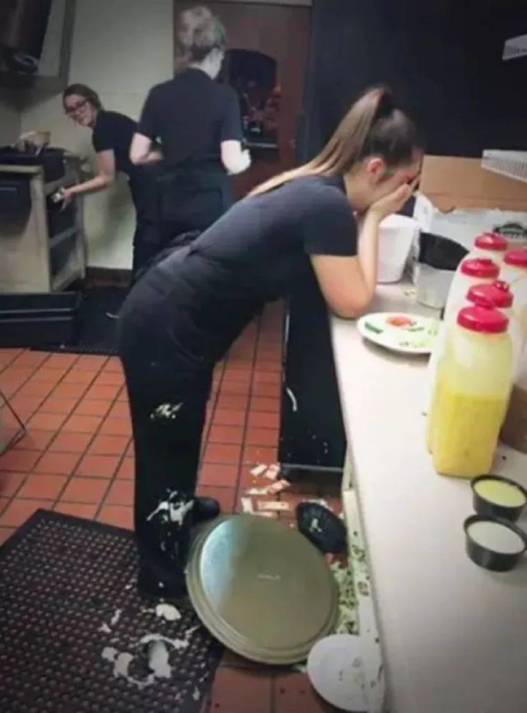 Prema legendi, Peh (ili pegula u nekim krajevima Hrvatske), bio je zloduh koji je pratio čovjeka i izazivao manje ili veće nezgode. Zato je njegovo ime ostalo sinonim za nekoga tko stvarno nema sreće