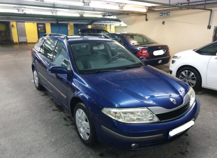 Godina proizvodnje mu je 2003. Pre&scaron;ao je  210.729 kilometra. Početna cijena je 1.665 kuna. Jamčevina iznosi tek 200 kuna.