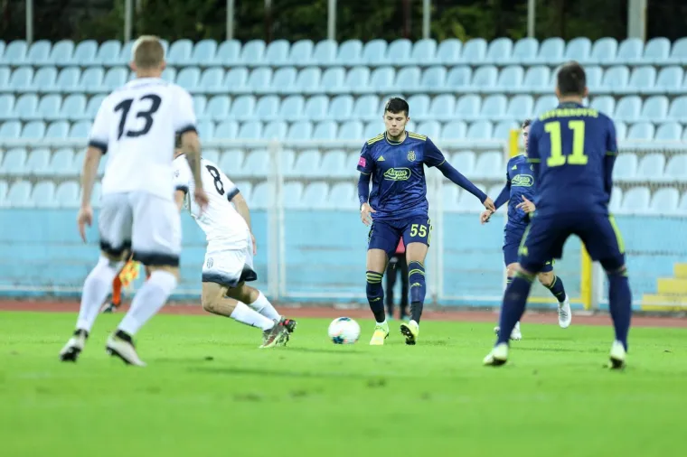DINAMO NA KANTRIDI UČI OPATIJU IGRATI NOGOMET: Modri nemaju milosti prema niželiga&scaron;u