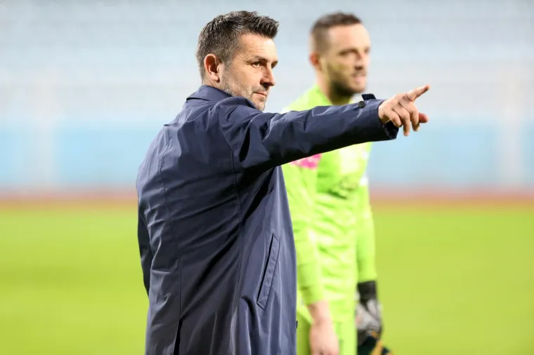 DINAMO NA KANTRIDI UČI OPATIJU IGRATI NOGOMET: Modri nemaju milosti prema niželiga&scaron;u