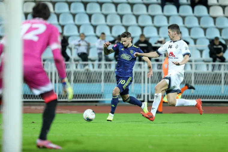 DINAMO NA KANTRIDI UČI OPATIJU IGRATI NOGOMET: Modri nemaju milosti prema niželiga&scaron;u