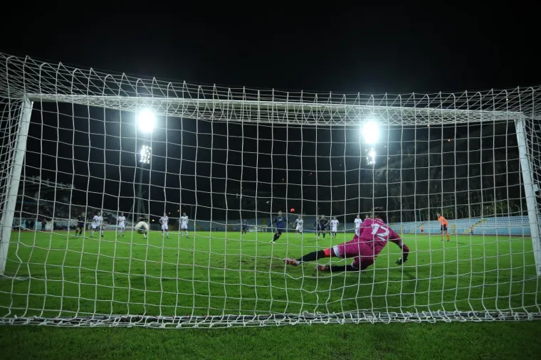 DINAMO NA KANTRIDI UČI OPATIJU IGRATI NOGOMET: Modri nemaju milosti prema niželiga&scaron;u