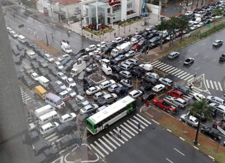 MISLITE DA JE VAMA DAN LO&Scaron;E POČEO? Možda, ali barem niste pro&scaron;li kao ovi hodajući pehisti