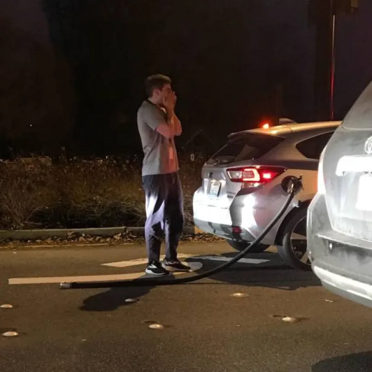 MISLITE DA JE VAMA DAN LO&Scaron;E POČEO? Možda, ali barem niste pro&scaron;li kao ovi hodajući pehisti