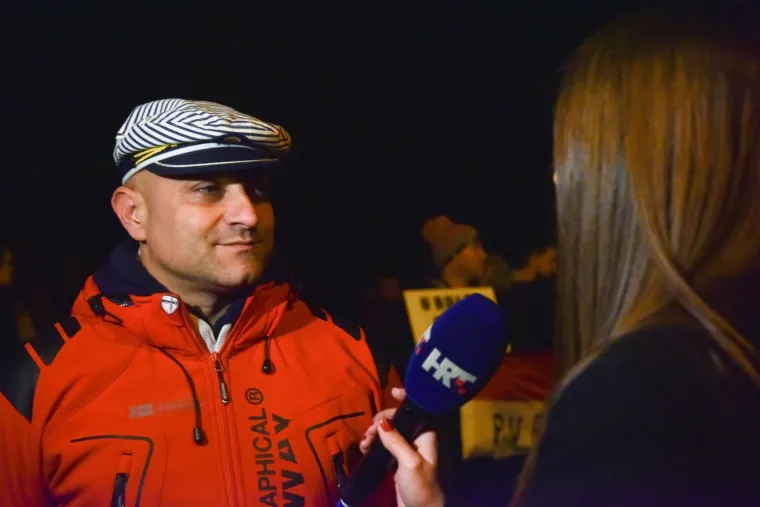 OBITELJ MARŠANIĆ PRIREDILA LJETO NA OKRETIŠTU TRAMVAJA PREČKO: Pogledajte je li bilo bolje nego na Savi