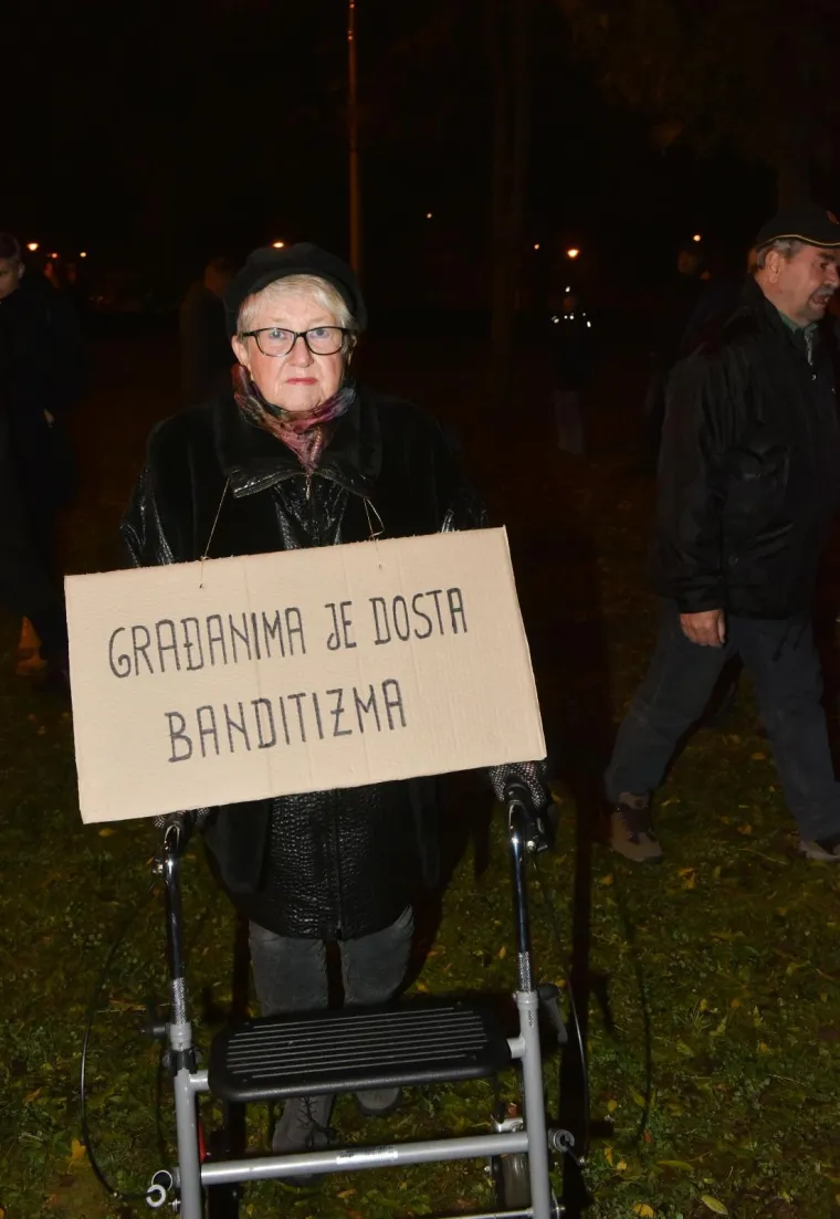 OBITELJ MARŠANIĆ PRIREDILA LJETO NA OKRETIŠTU TRAMVAJA PREČKO: Pogledajte je li bilo bolje nego na Savi