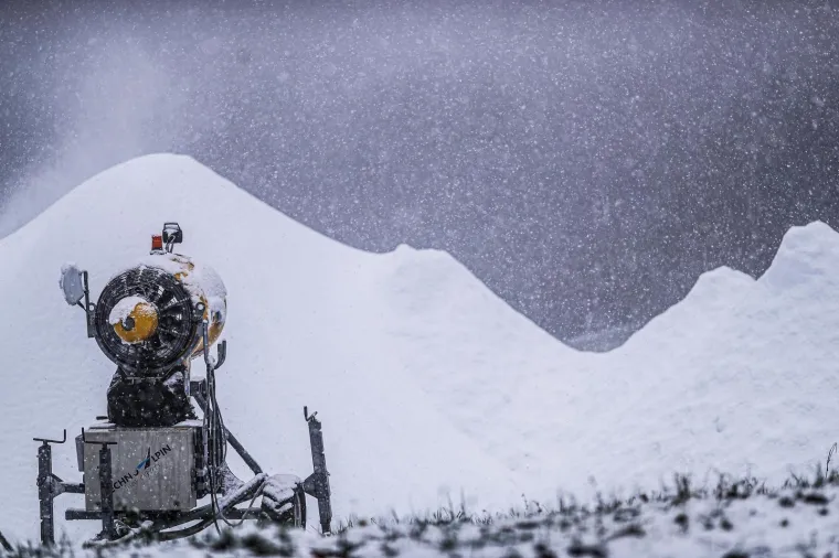 Zimske radosti na Sljemenu, pao je prvi snijeg!