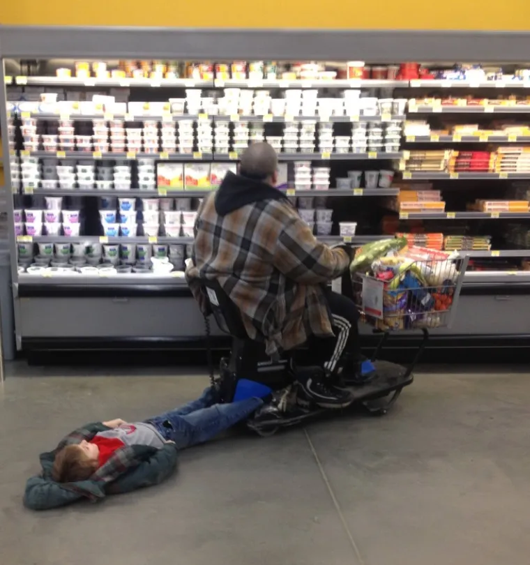 DOKAZ DA TATE NE SMIJU OSTATI NASAMO S DJECOM: Ovi imaju ne&scaron;to drugačiju ideju roditeljstva, ali klinci se ne bune