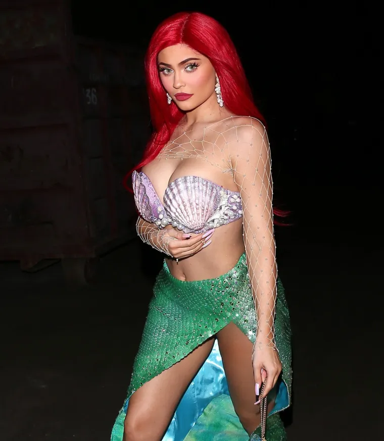OVA VERZIJA MALE SIRENE NIJE ZA DJECU: Pogledajte u čemu je Kylie Jenner privlačila poglede