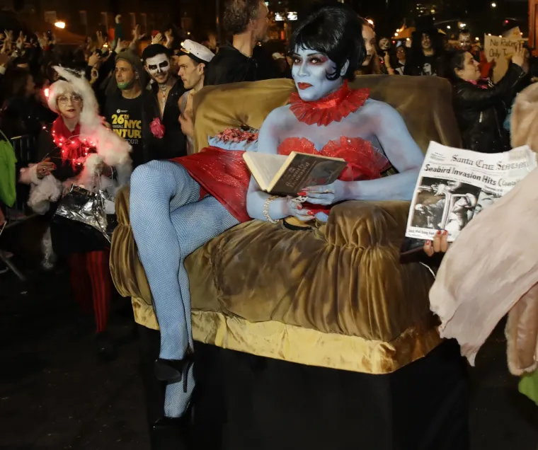 Noć vje&scaron;tica slavila se diljem svijeta: Zombiji, vje&scaron;tice, zli klaunovi - koja je maska najbolja?