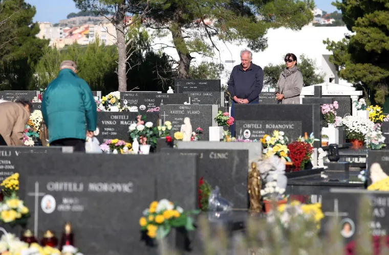 &Scaron;ibensko groblje