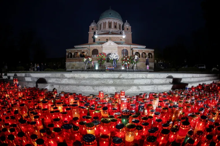 U spomen na najmilije: Prekrasne fotografije groblja diljem Hrvatske ostavit će vas bez daha