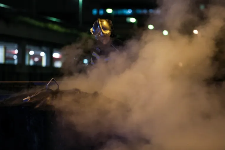 Zagrebački vatrogasci u akciji: Pogledajte kako je izgledalo ga&scaron;enje kontejnera na Kusto&scaron;iji