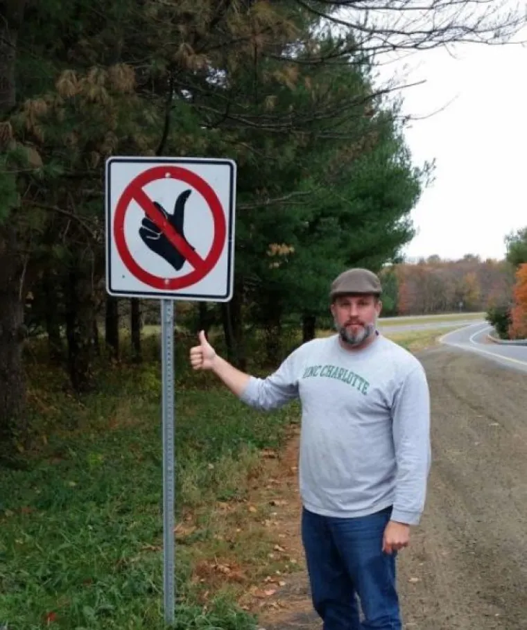 Nitko neće njima govorit': Urnebesne fotke ljudi koji su na jedinstven način prekr&scaron;ili zakone