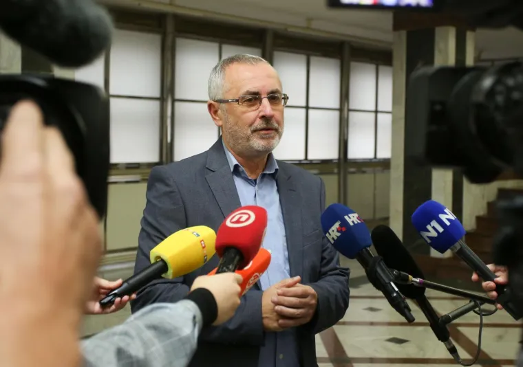 Sastanak vlasti i sindikata! &Scaron;trajk i prosvjed idu dalje: 'Dali smo ponudu, ali sindikati nisu zadovoljni'