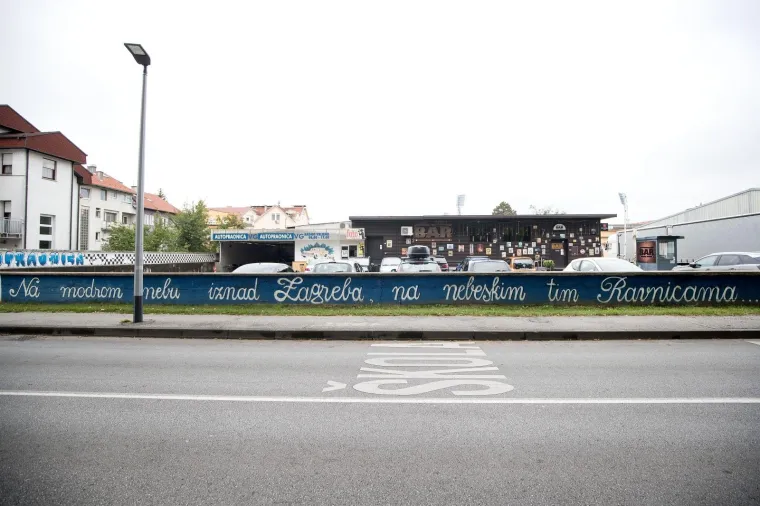 Plava boja vlada Zagrebom: Pogledajte u kojem se kvartu nalaze najljep&scaron;i grafiti i murali posvećeni Dinamu!